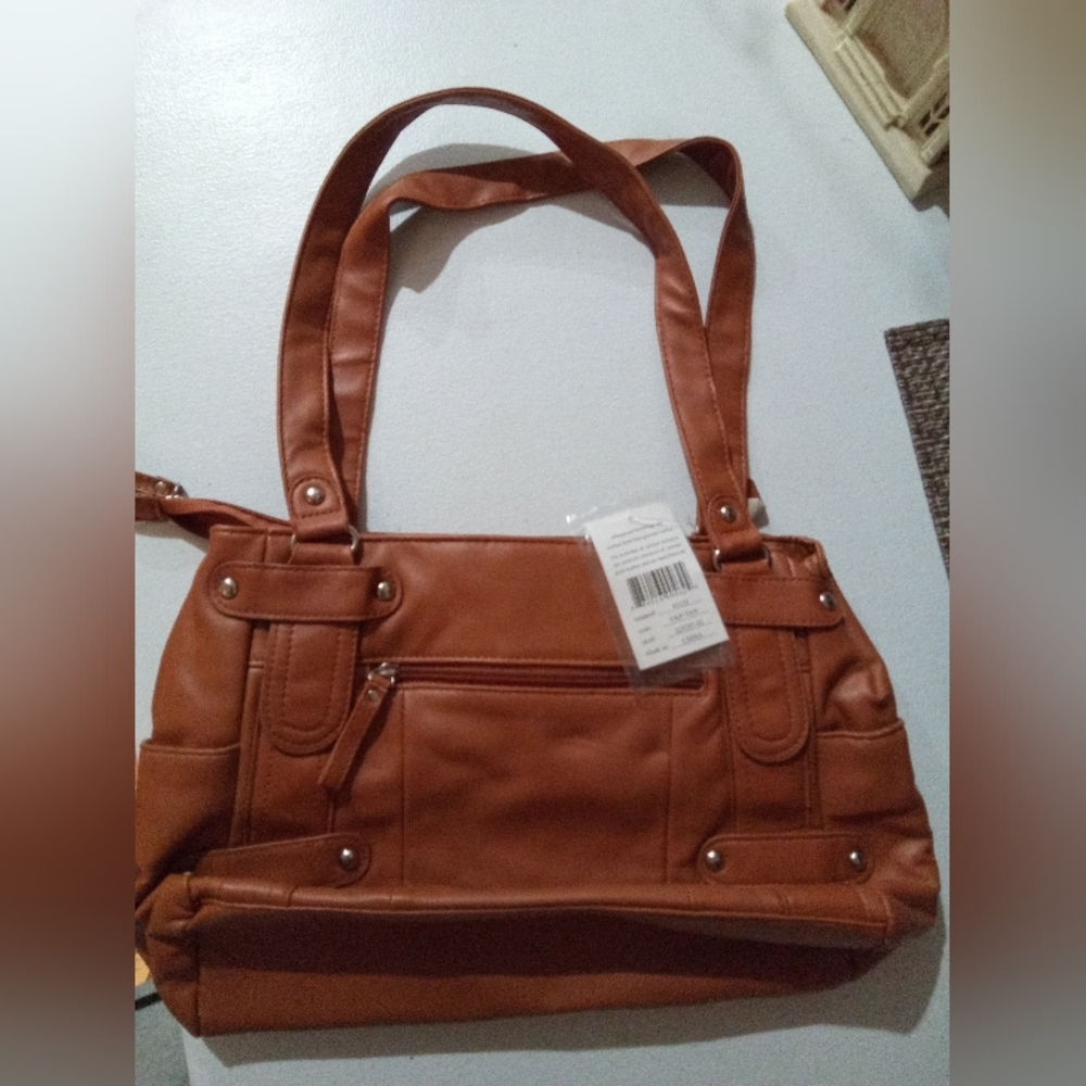 d'margeaux 👜NWT Leather Handbag Silver Hardware Pockets Wrist Shoulder Strap 👜